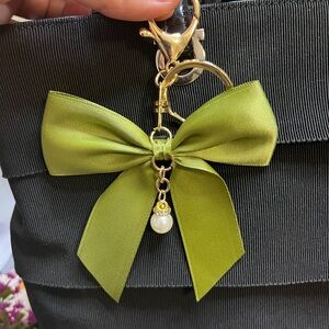 Elegant Green Silk Bow Bag Charm with Pearl and Rhinestone Dangle